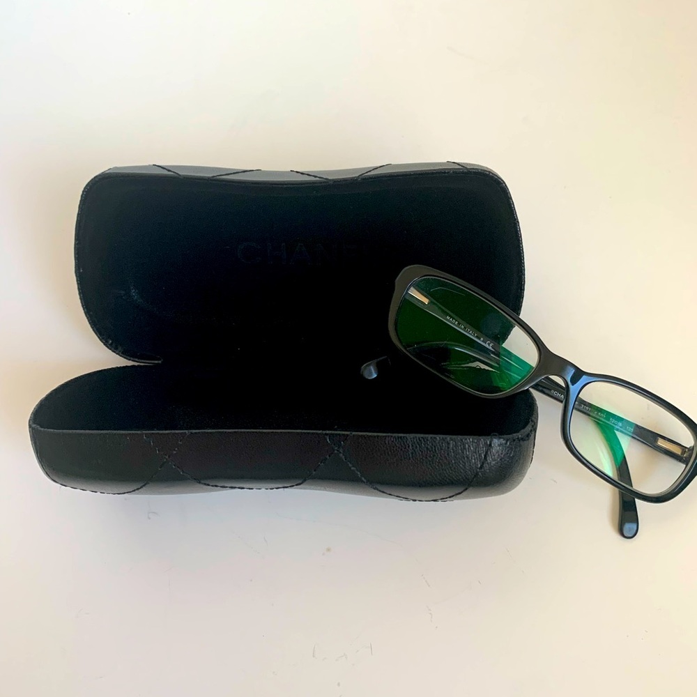 PRELOVED AUTHENTIC CHANEL BLACK FRAMES 3191 WITH CASE - Picture 2 of 7
